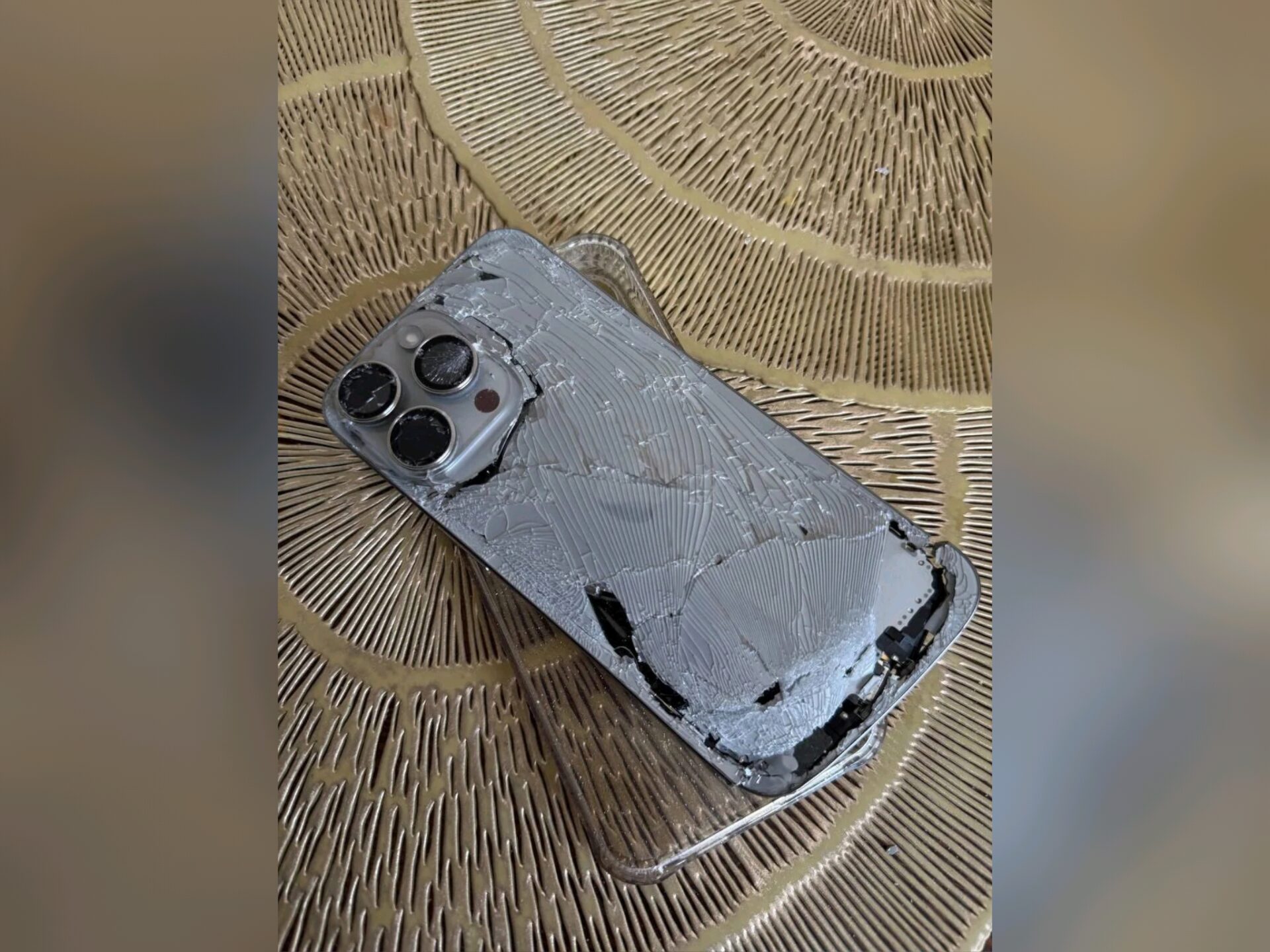 Жительнице Воронежа вырвали ногти у ночного клуба накануне свадьбы