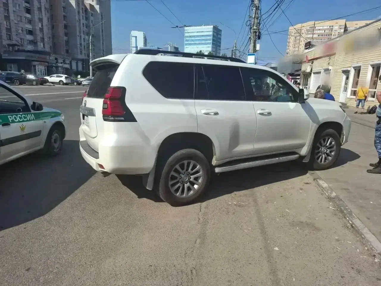 Обычная проверка документов обернулась задержанием воронежца с долгом в 35 млн рублей