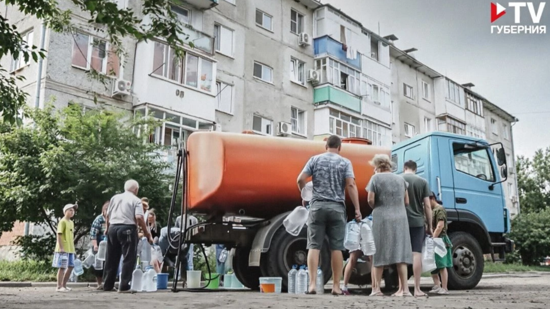 Адреса подвоза воды во время отключения в Коминтерновском районе назвали в «РВК-Воронеж»
