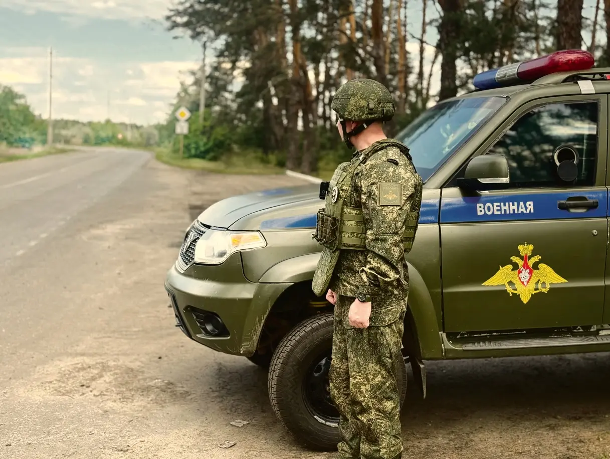 Подполковник из Воронежа на бронированном «Тигре» вывез из-под обстрела семью гражданских