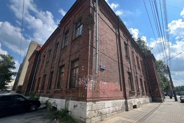 Комплекс старинных зданий в центре Воронежа выставили на продажу за 244 млн рублей