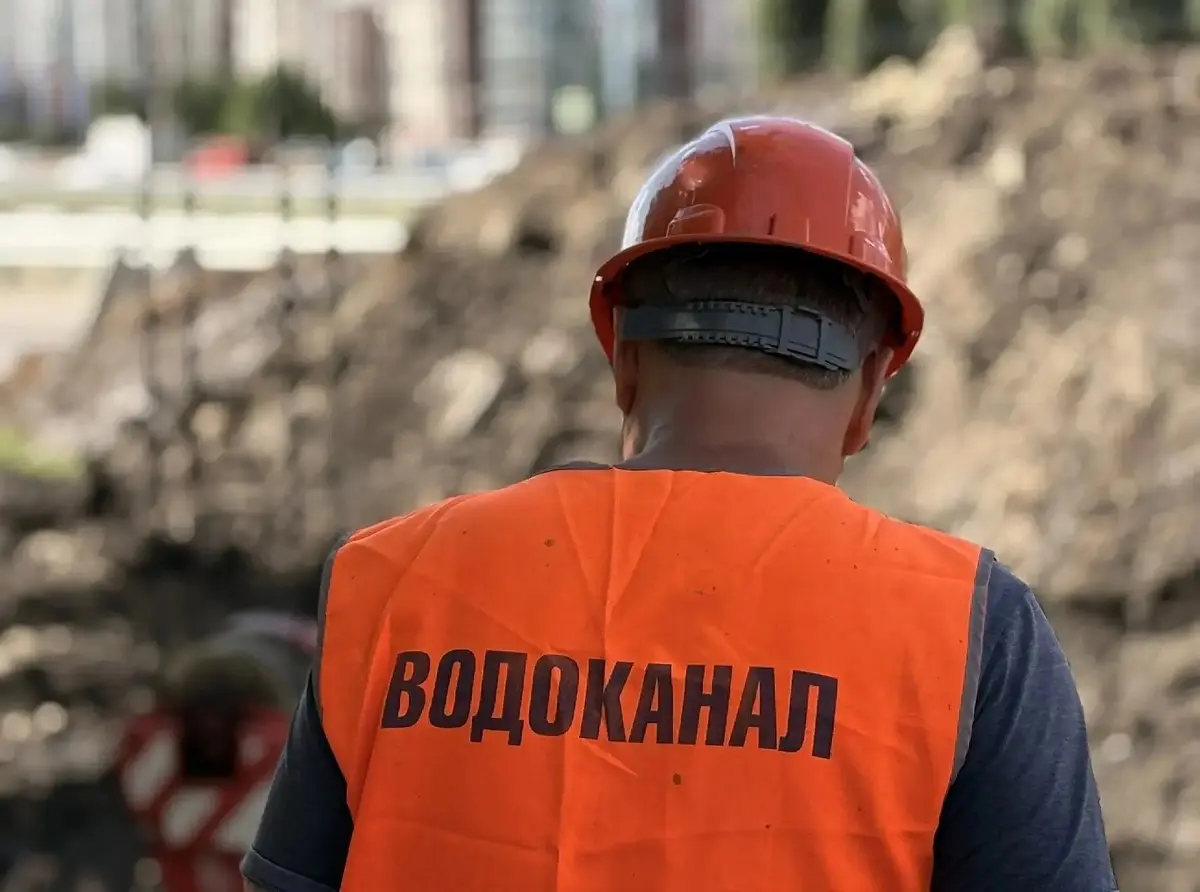 Жилые дома, школа и детсад на двух улицах Воронежа останутся без воды