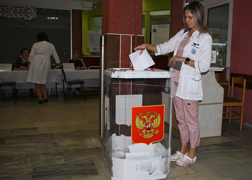 Как проходит голосование за депутатов Госдумы в воронежской детской больнице