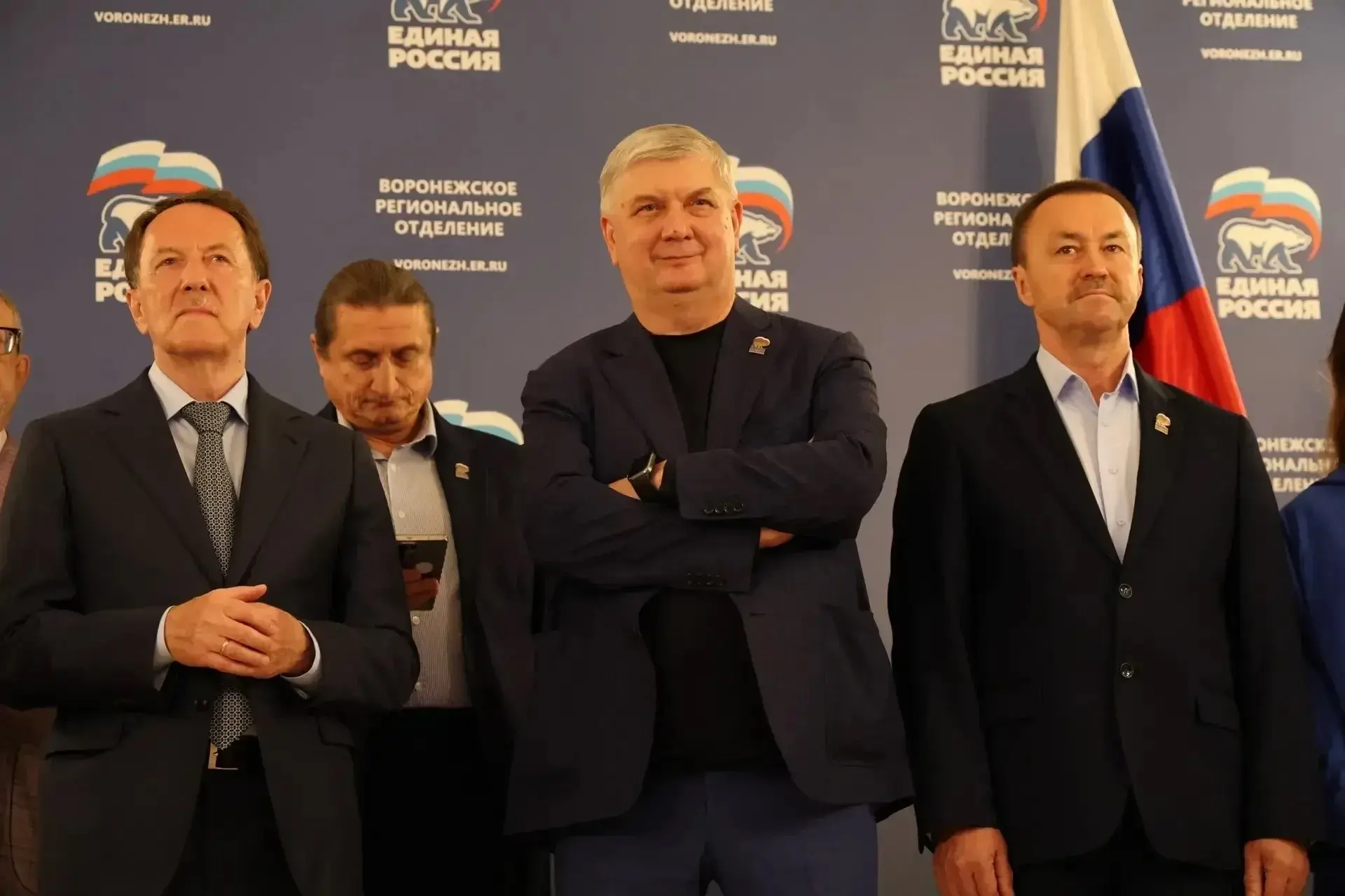 Губернатор поблагодарил воронежцев, пришедших на выборы