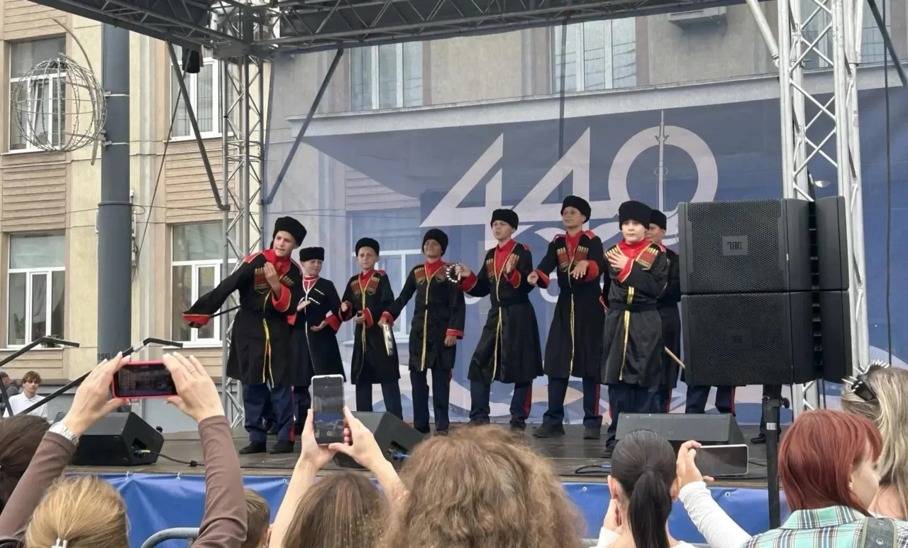 Воронежская организация ветеранов Президентского полка «Союз Кремлёвцев» организовала концерт в честь Дня города