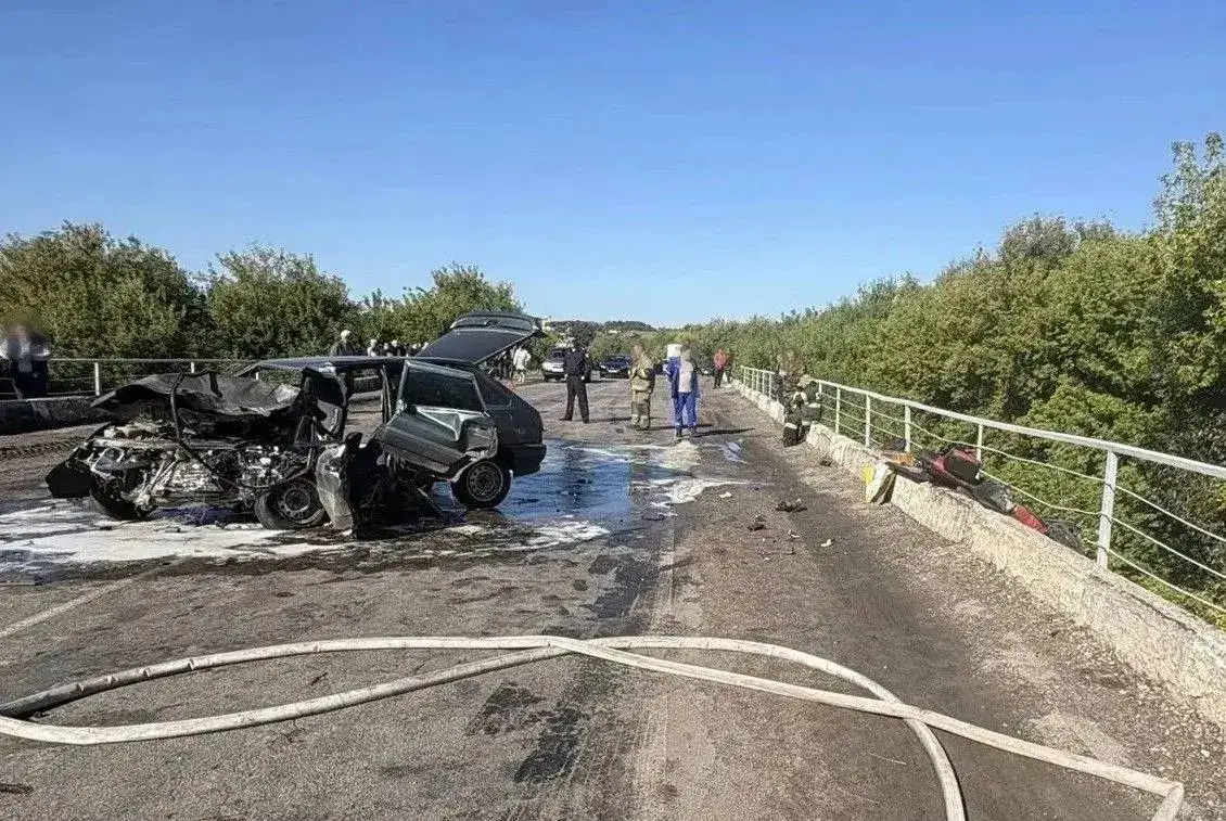 Воронежец погиб в загоревшейся после ДТП машине