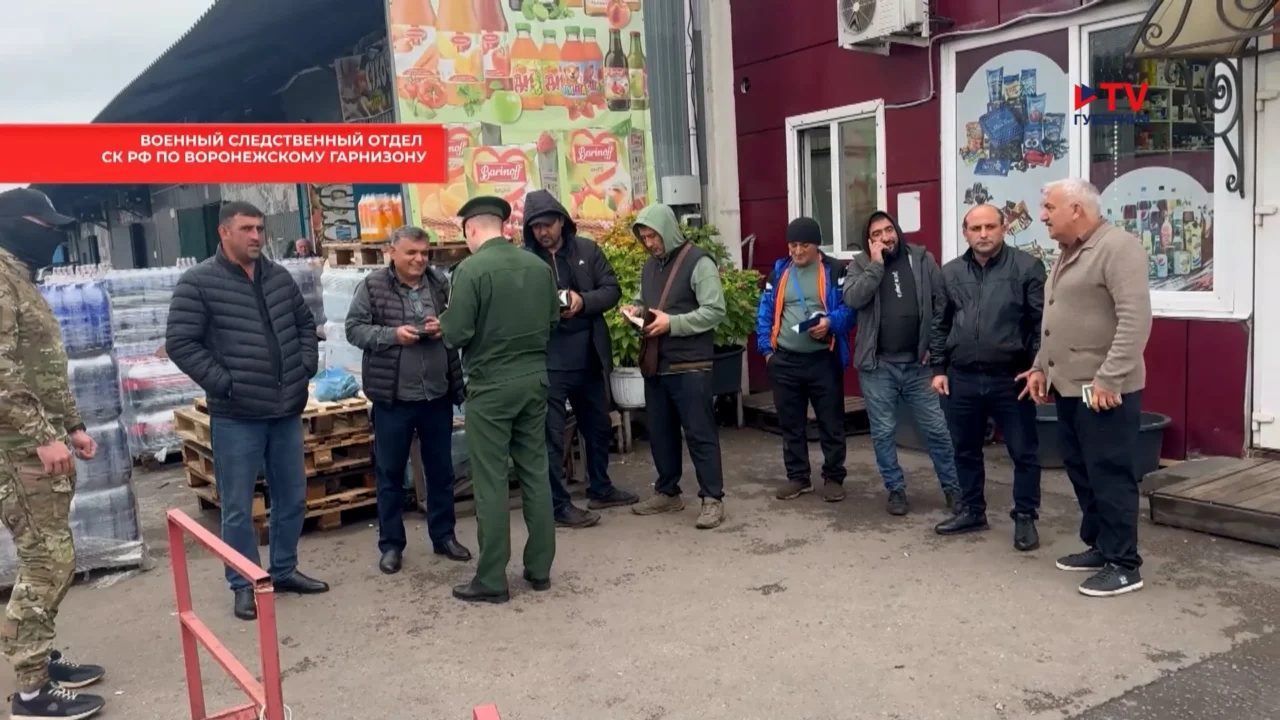Силовики вновь нагрянули на скандальный рынок в Воронеже