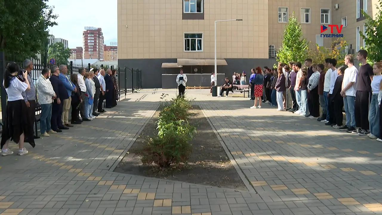 В воронежском вузе прошла всероссийская акция «Капля жизни», посвящённая заложникам в бесланской школе