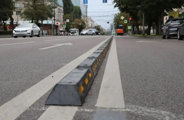 Установку делиниаторов для метробуса в Воронеже отложили