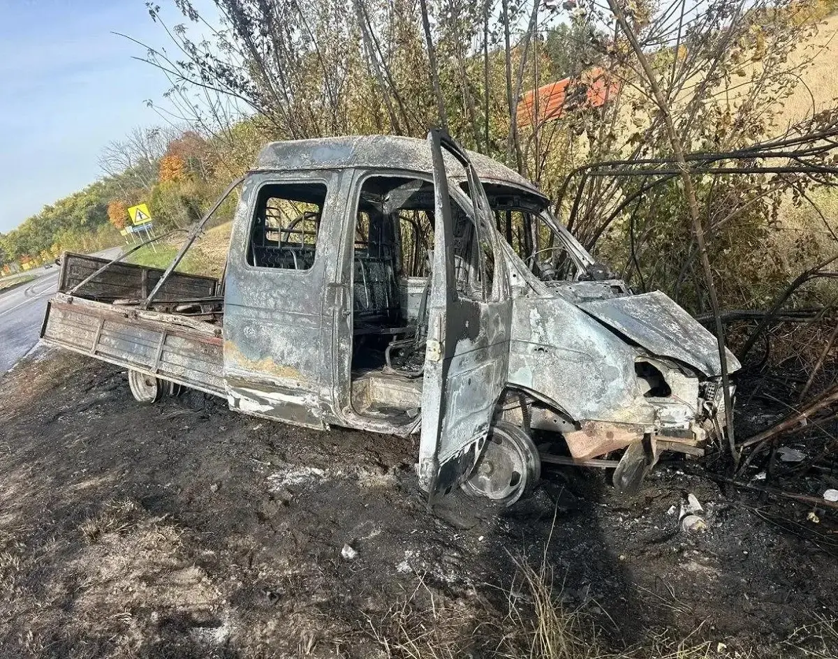 ДТП с КамАЗом стало причиной пожара на воронежской трассе