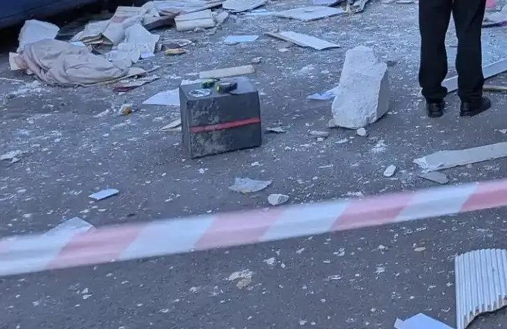 «Сразу побежали в подвал» - жильцы атакованного в Воронеже дома рассказали об ударе БПЛА