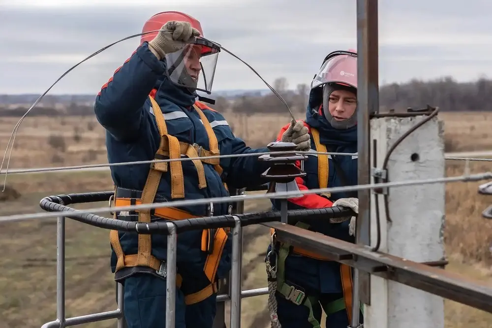 В Воронежской области полностью восстановили электроснабжение после атаки БПЛА