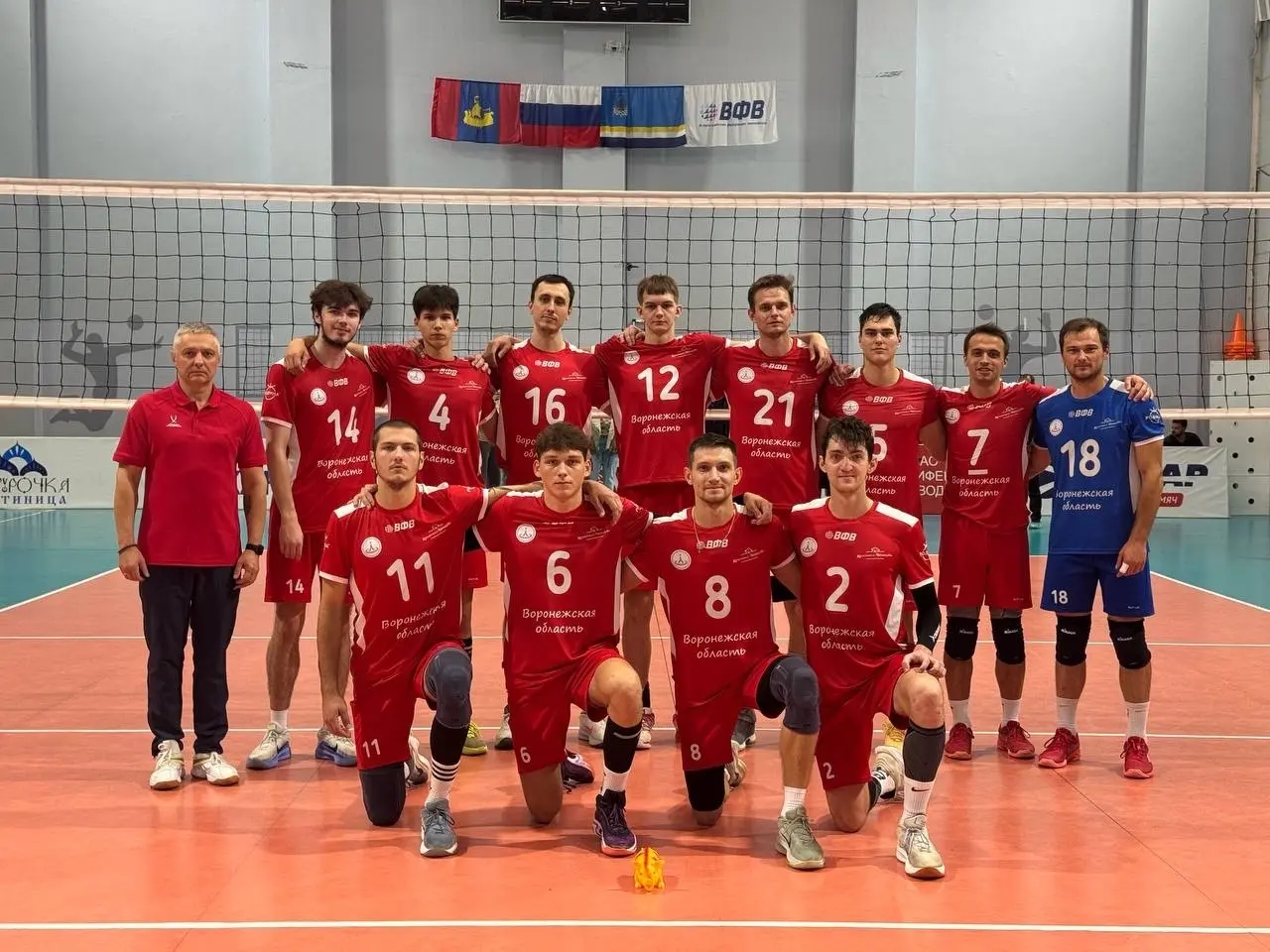 Воронежские волейболисты оформили победный дубль на старте нового сезона